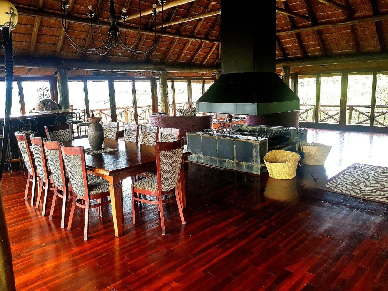Sekala Private Game Lodge Riserva Naturale di Welgevonden Esterno foto